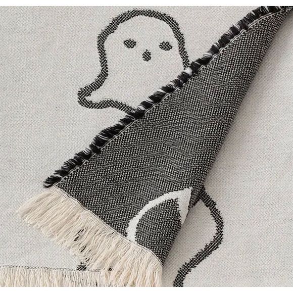 IKEA KUSTFYR Throw Blanket White/Black Ghost Halloween (905.636. 70) New - Picture 2 of 5
